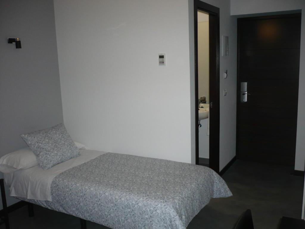Hostal Cibeles Madrid Bilik gambar